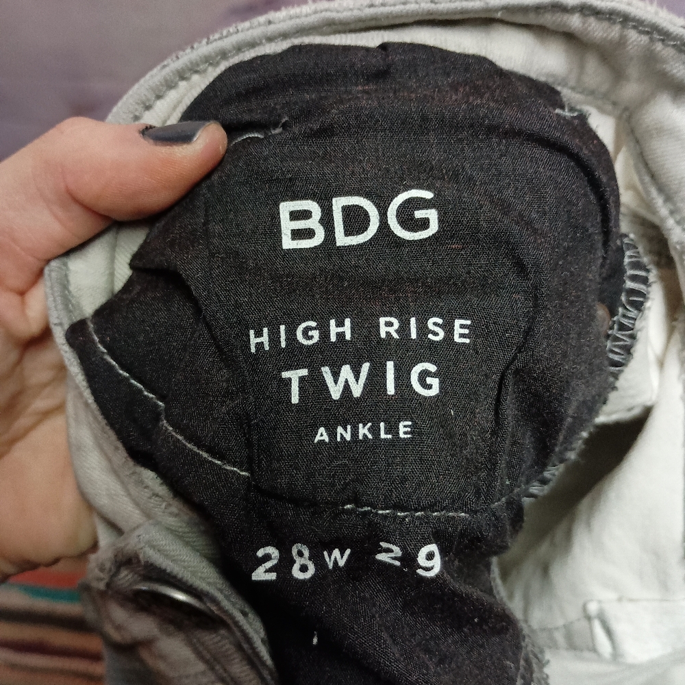 BDG White High Riseβ Denim Pants - Picture 6 of 6